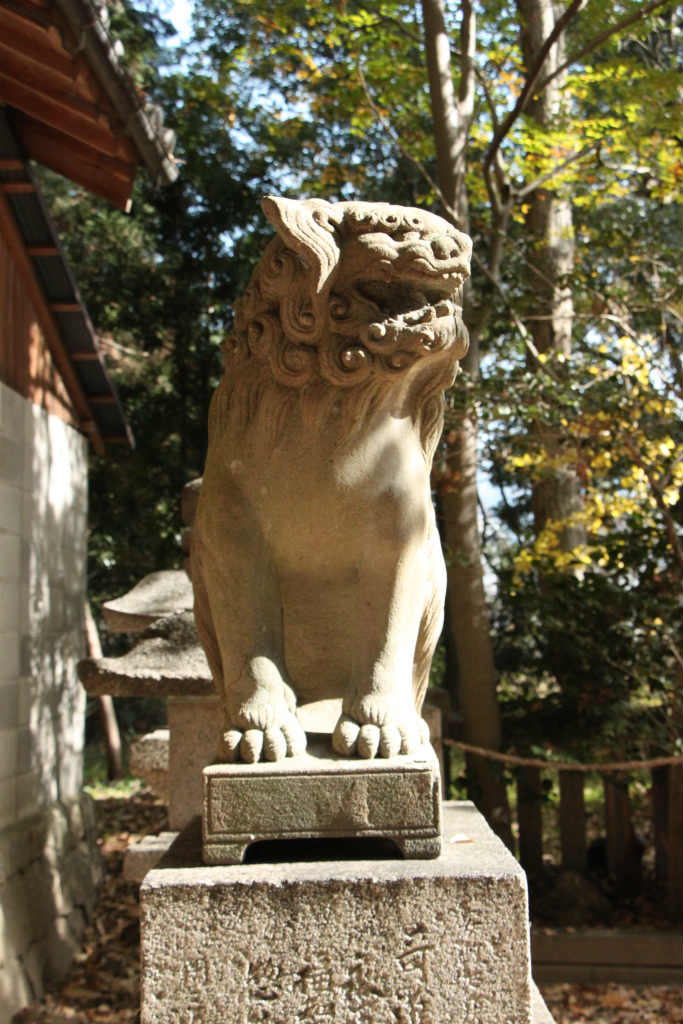 佐吉狛犬　御霊神社