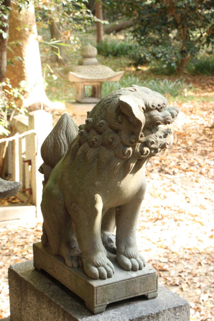 佐吉狛犬　御霊神社