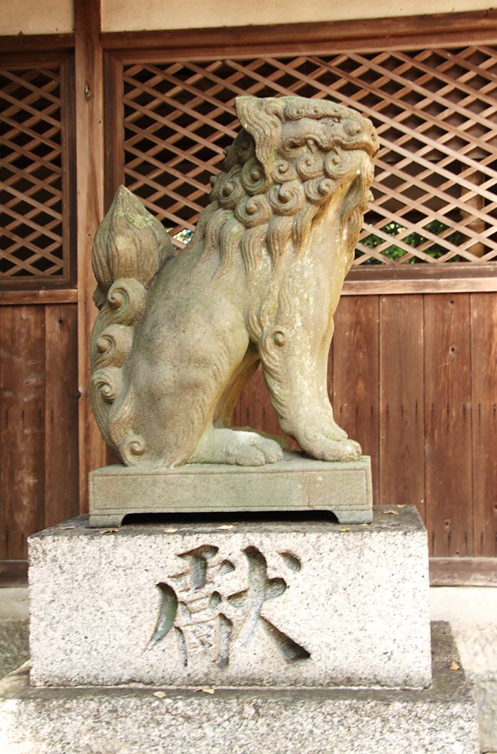 佐吉狛犬　御霊神社